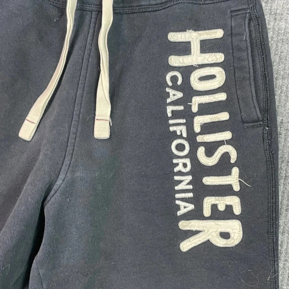 Hollister Sweat Shorts Mens M Navy Blue Logo Graphic Fleece Raw Hem Casual